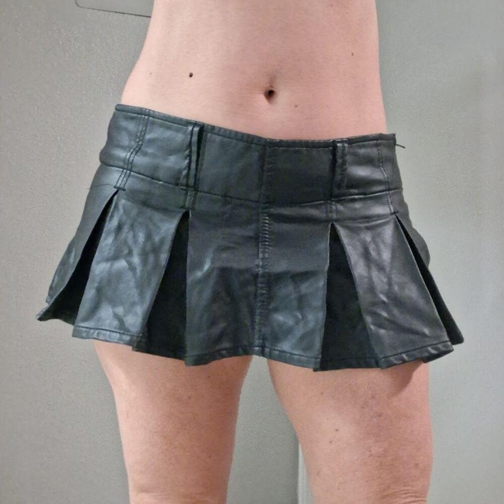 Brand New Free People Faux Leather Skort Mini Size 6